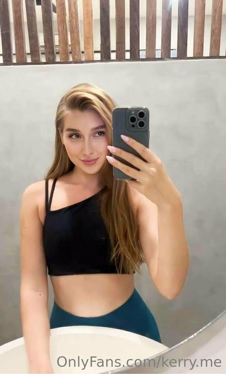 kerry me star adult picture