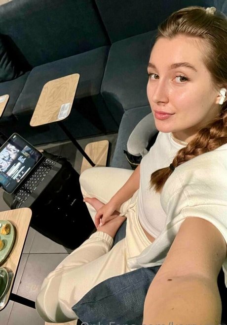 kerry me hot star photos