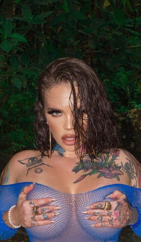 rabbitliciousss hot pornstar pictures