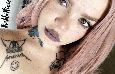 rabbitliciousss perfect pornstar images