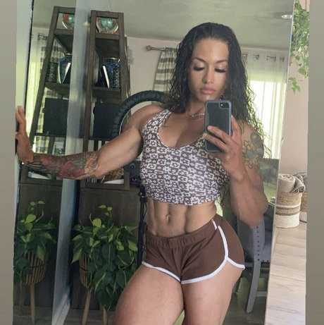 Francesca Mujica pornographic star image