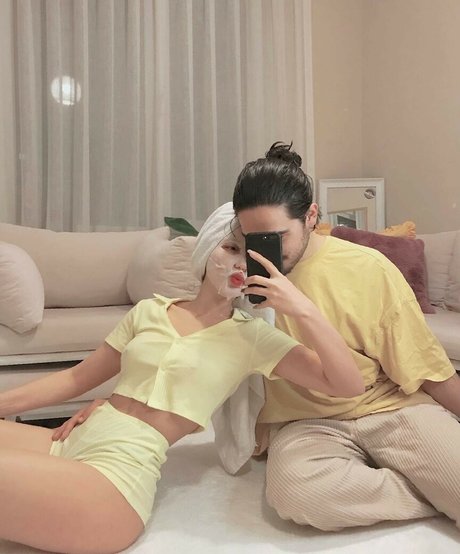 Meltem Koc art actress img