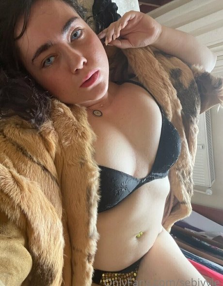 sebiyyle star erotic picture