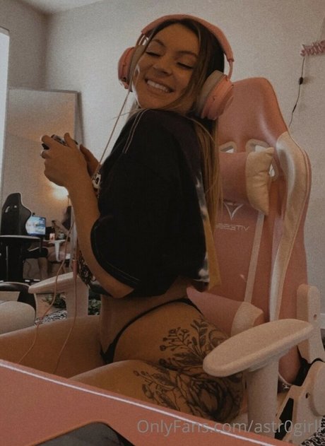 Astr0girll top pornstar galleries