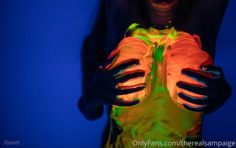 therealsampaige free pornstar img