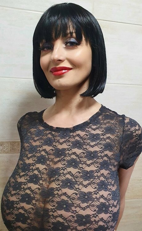 lbukawski star free images