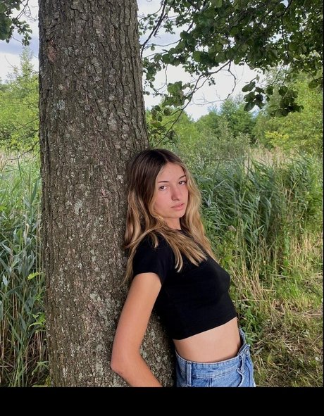 Julia Dreams Angel best model pictures