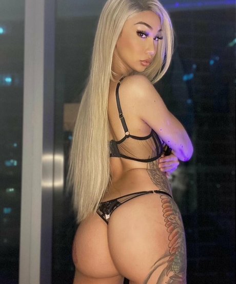 Sayuri Nozomi hd model pics