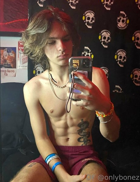 onlybonez nudes star pic