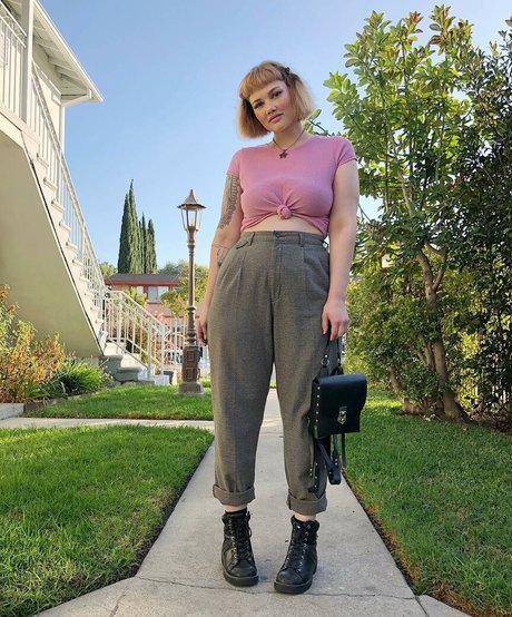 isabel hendrix pretty actress images