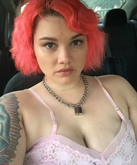 isabel hendrix pornstar nude archive