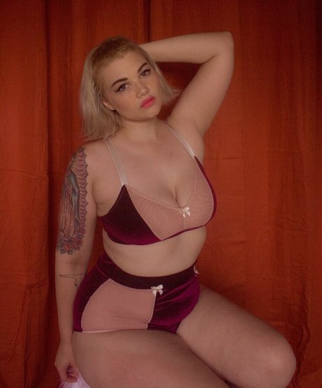 isabel hendrix pornographic actress pictures