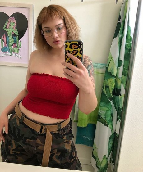 isabel hendrix xxx star archive