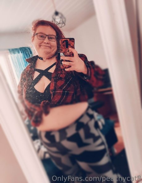 peachycat8 high quality pornstar photo