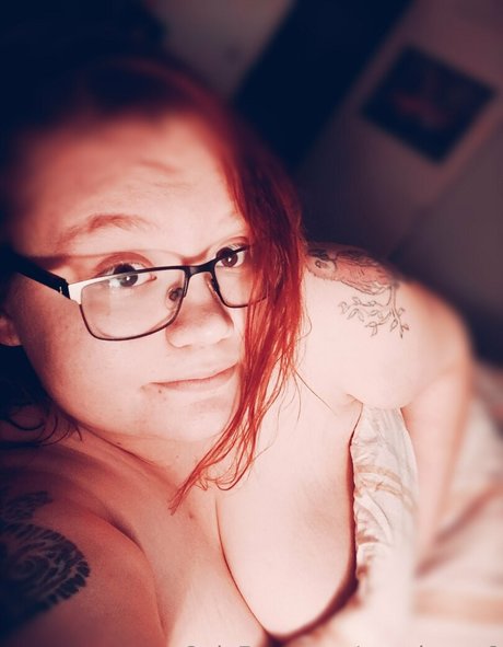 peachycat8 model nudes galleries