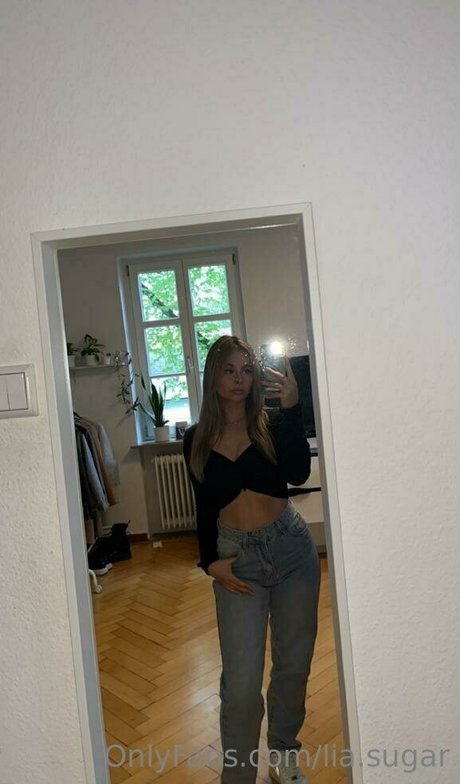 lia sugar exclusive model gallery