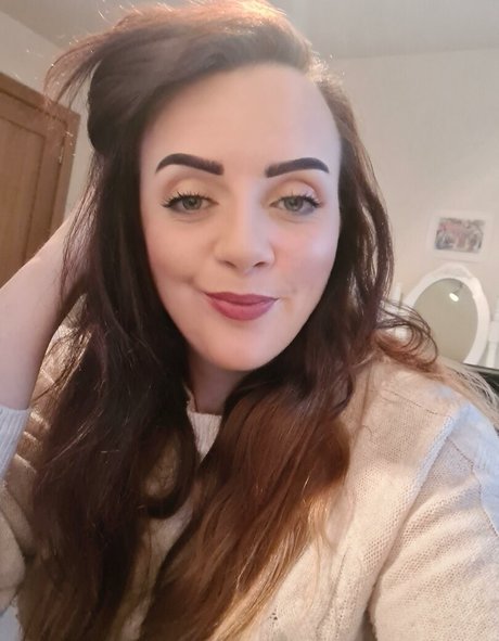 Ashy36 model xxx picture