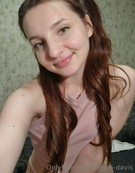 Helen Davis free star img