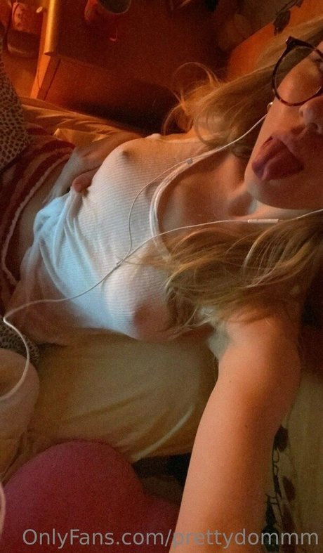 prettydommm pornographic model images