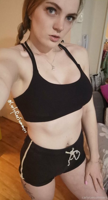 carlyraesummers star nude galleries