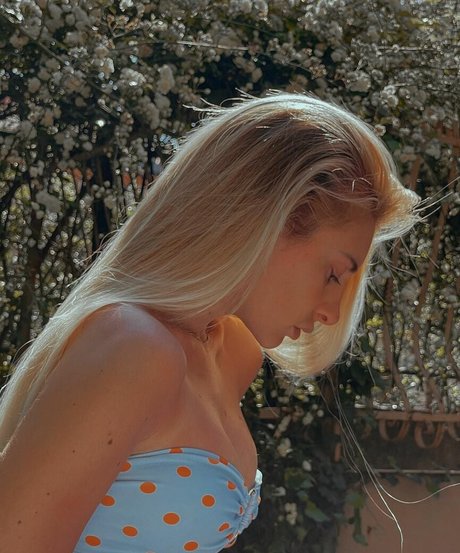 Heliosfan pornstar adult archive