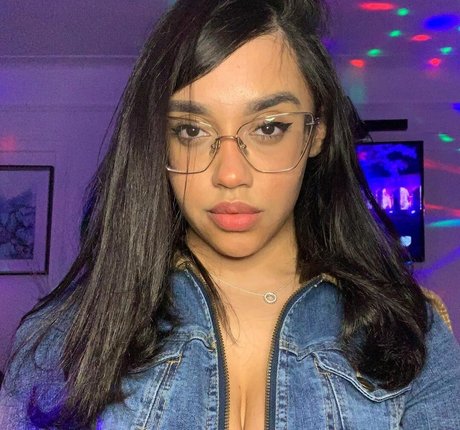 itsqueennovaa star top galleries