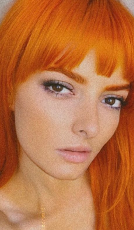 Dakota Blue Richards model exclusive img