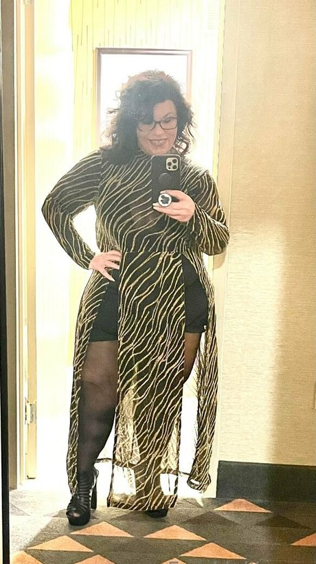 Freekielikeme model nudes image