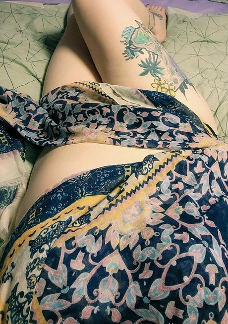 hawaiianjerzee model pornographic picture