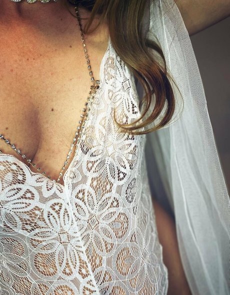 ladylisa33 high quality model photo