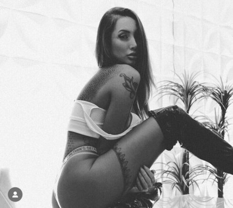 Jheniffer Lopes model art img