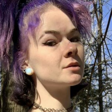 Toxicsunflowers model adult archive