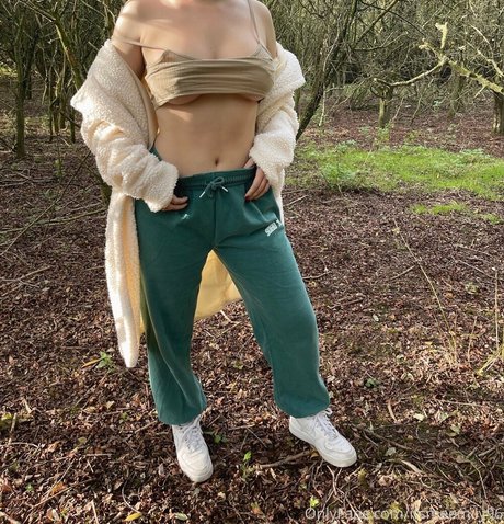 itsmeemily96 model pics