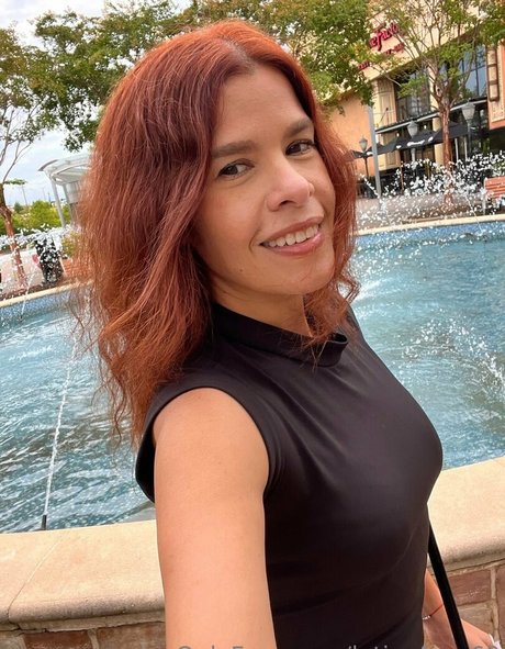 latinafoxy69 star beautiful images