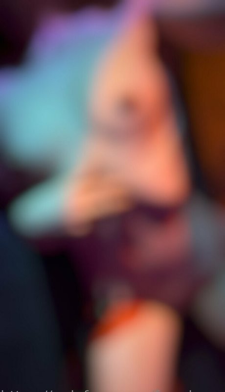 freedomsun star nudes archive