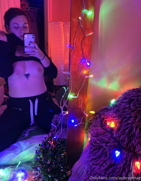 aubreymae star pornographic galleries