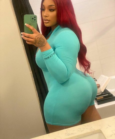 Redkokaine erotic actress pic