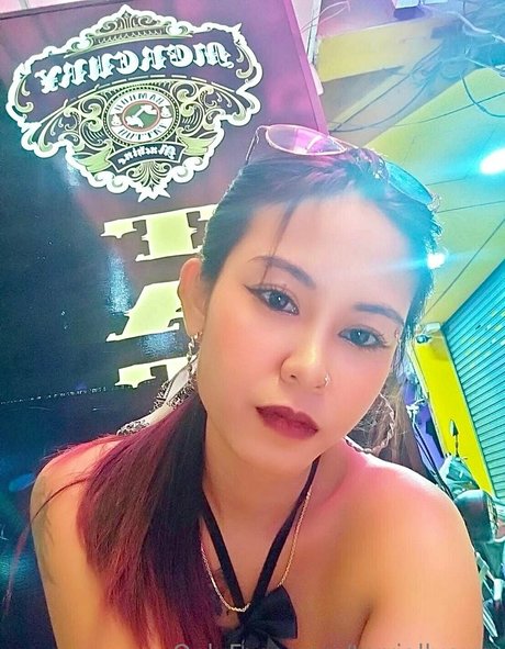 terriallyours star naked img