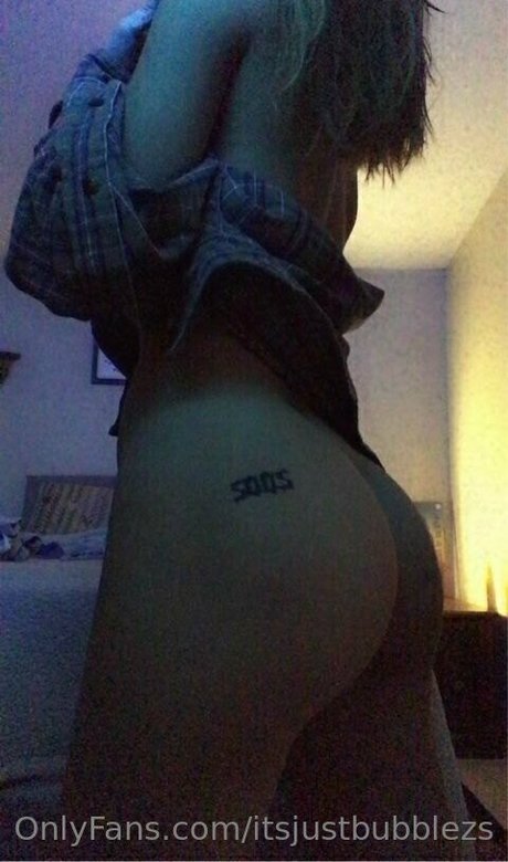 itsjustbubblezs pretty actress pic