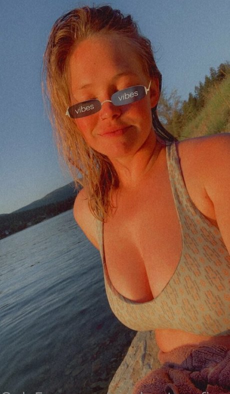 newbootgoofinn star sexy photos