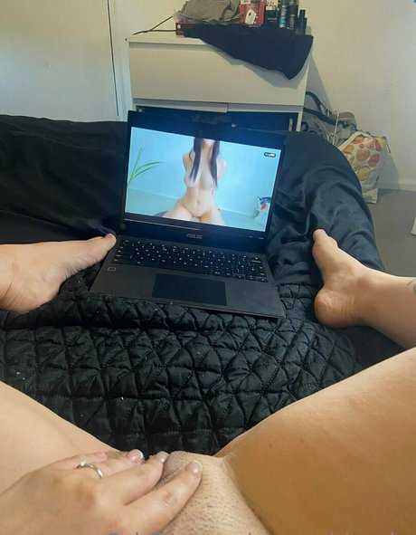 ava and brooke sexy star photos