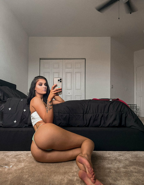 itsabbyrae porn model photo