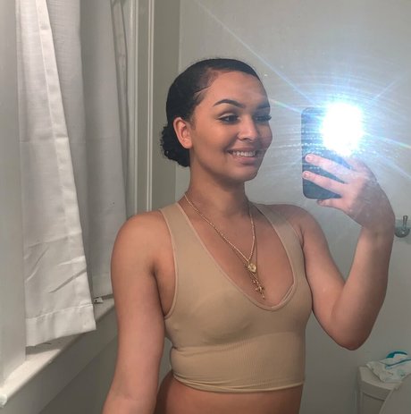 tsyazmin erotic actress photos