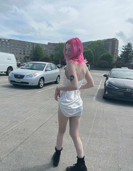 yrbunnygirl sexy model galleries