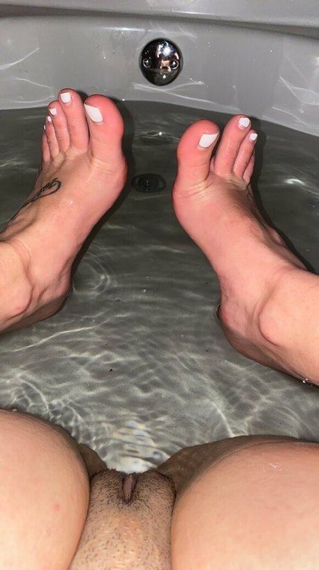 LoadsofLayla pornstar best images