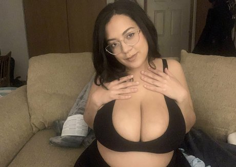 theolivebunny erotic model pics