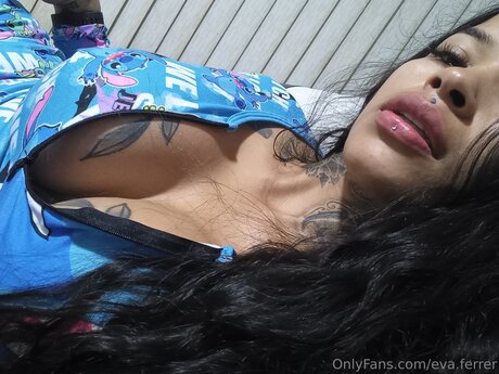 Eva Ferrer hot star photo