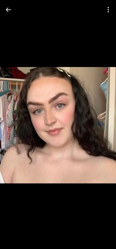 moniquebelle top model photo