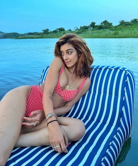 Samicamusic naked actress galleries