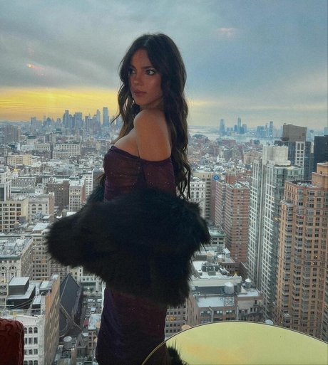 Ella Mendelsohn xxx pornstar pics